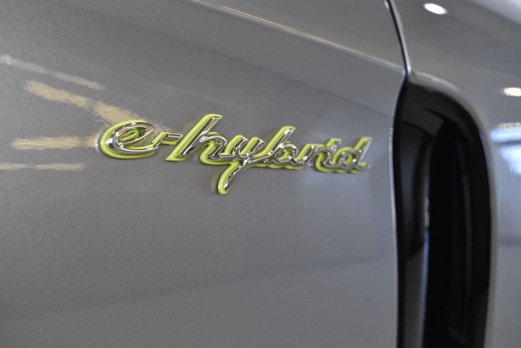 2020 Porsche Panamera E-Hybrid Turbo S Executive