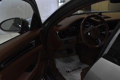 2020 Porsche Panamera E-Hybrid Turbo S Executive