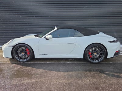 2025 Porsche 911 Carrera 4 GTS Cabriolet