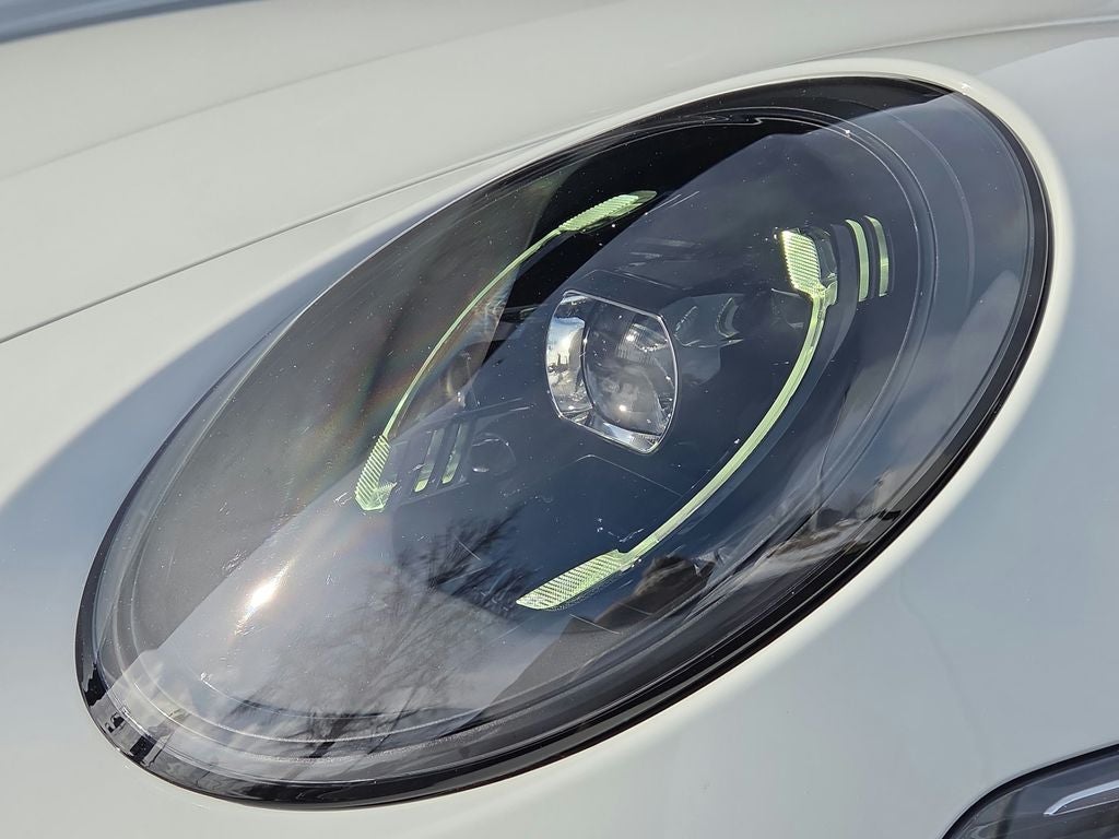 2025 Porsche 911 Carrera 4 GTS Cabriolet