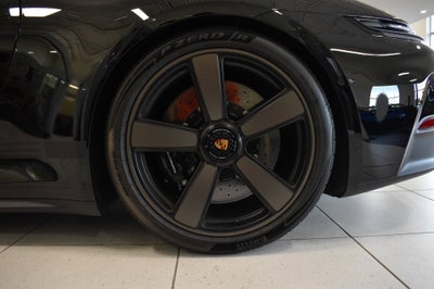 2026 Porsche 911 Carrera GTS Spirit 70