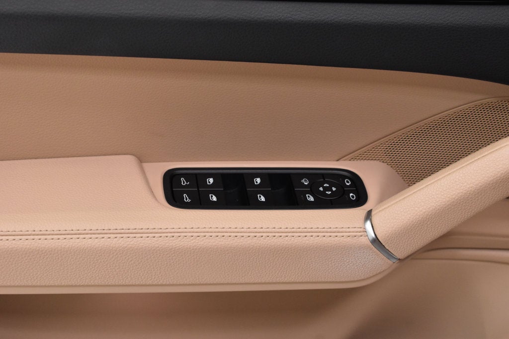 2022 Porsche Cayenne AWD