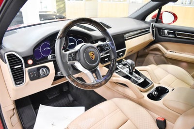 2022 Porsche Cayenne AWD