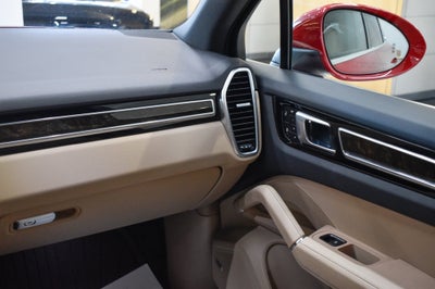 2022 Porsche Cayenne AWD