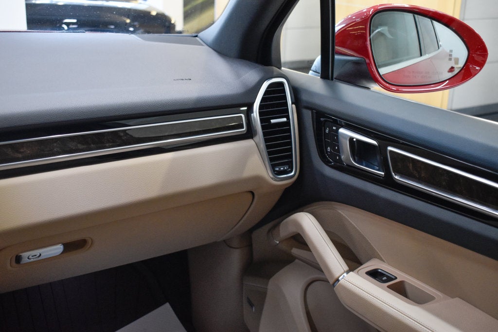 2022 Porsche Cayenne AWD