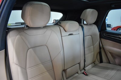 2022 Porsche Cayenne AWD