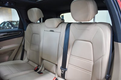2022 Porsche Cayenne AWD
