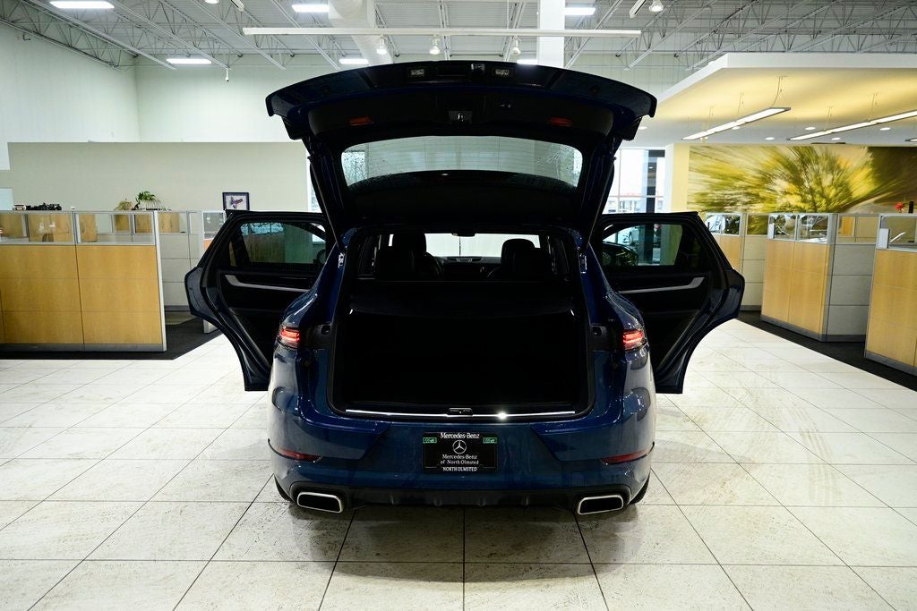 2024 Porsche Cayenne Base