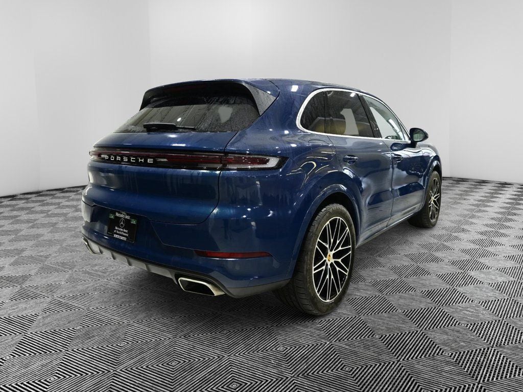 2024 Porsche Cayenne Base