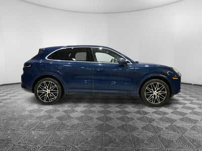 2024 Porsche Cayenne Base
