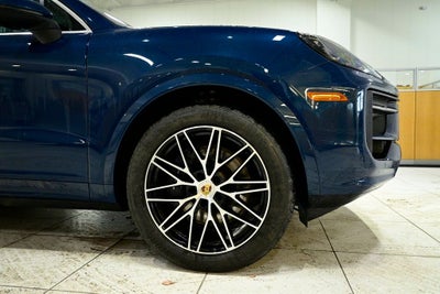2024 Porsche Cayenne Base