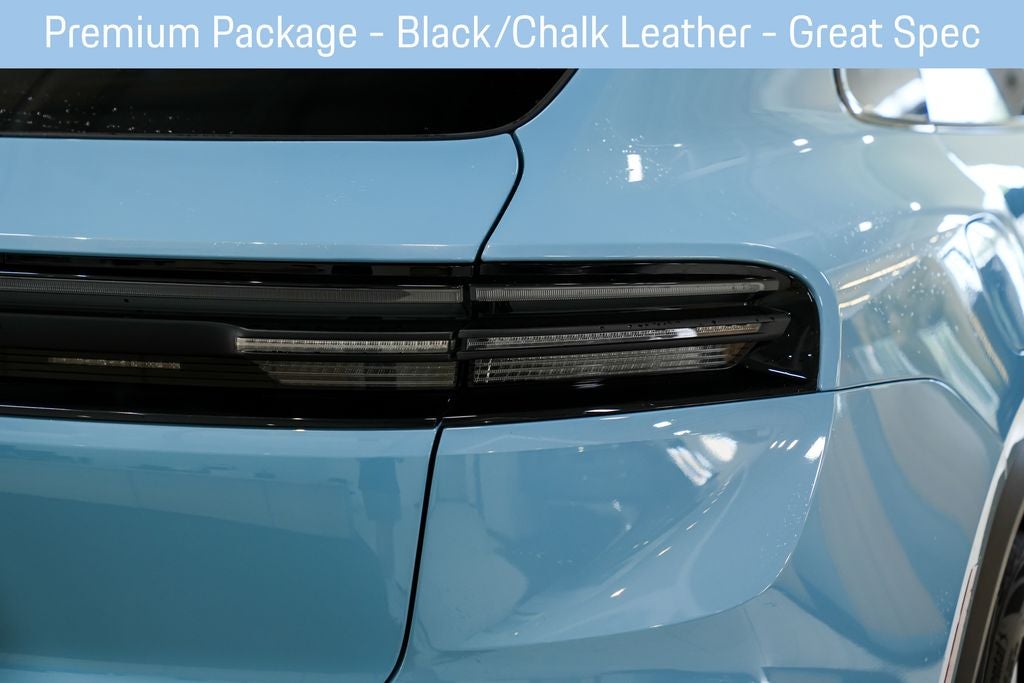 2025 Porsche Macan Electric 4S