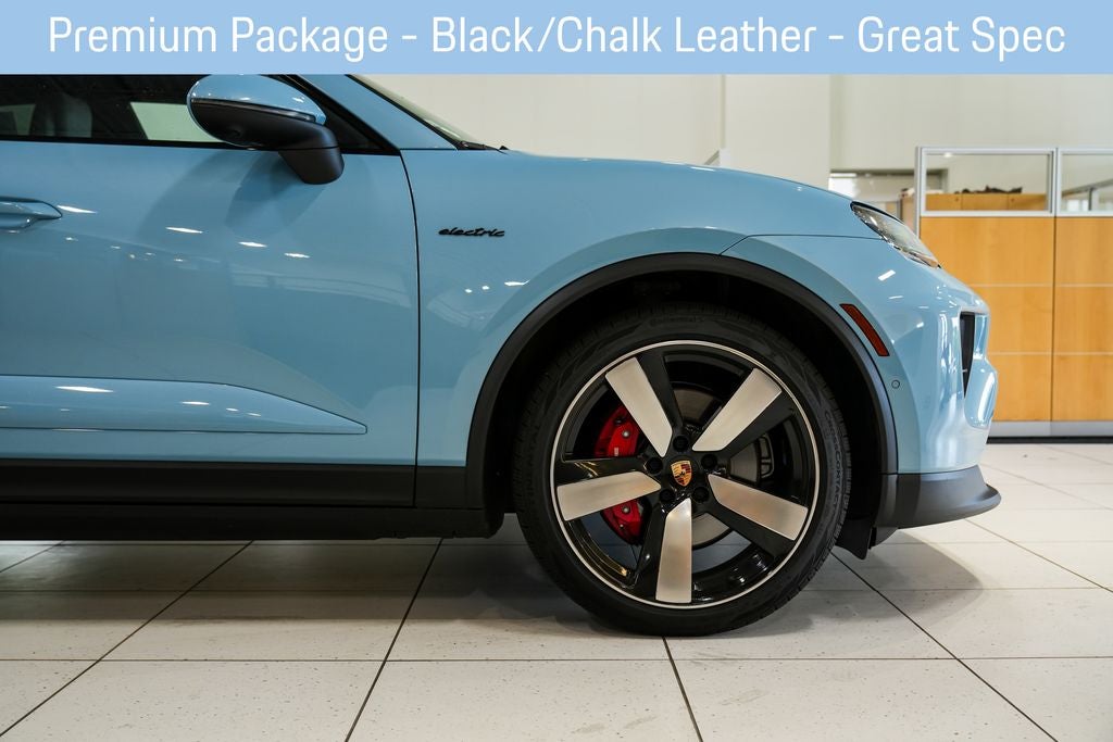 2025 Porsche Macan Electric 4S
