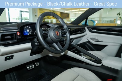 2025 Porsche Macan Electric 4S