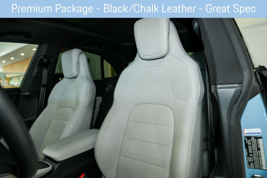 2025 Porsche Macan Electric 4S