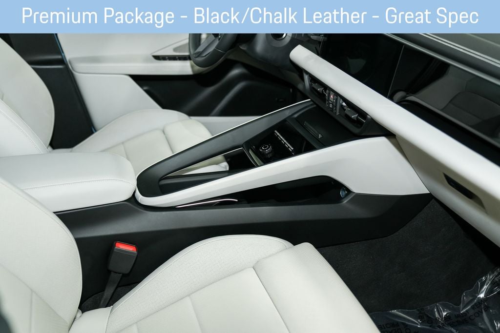 2025 Porsche Macan Electric 4S