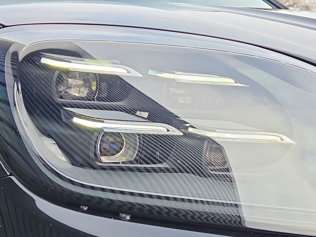 2025 Porsche Cayenne Coupe Base