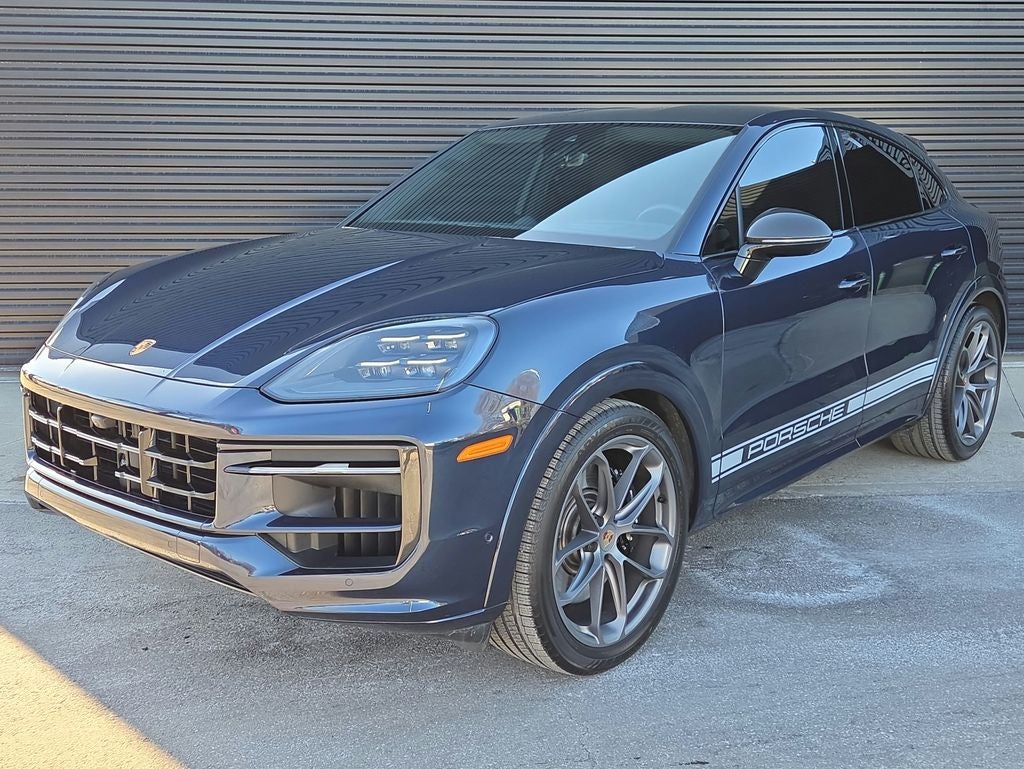 2026 Porsche Cayenne GTS's photo