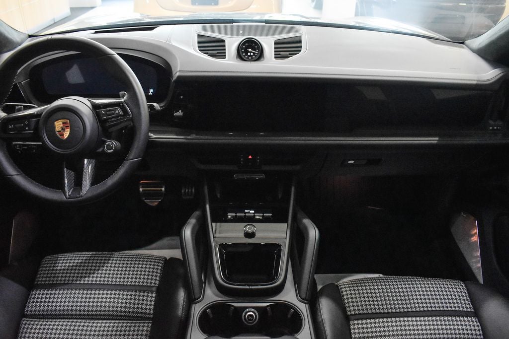 2026 Porsche Cayenne Coupe GTS