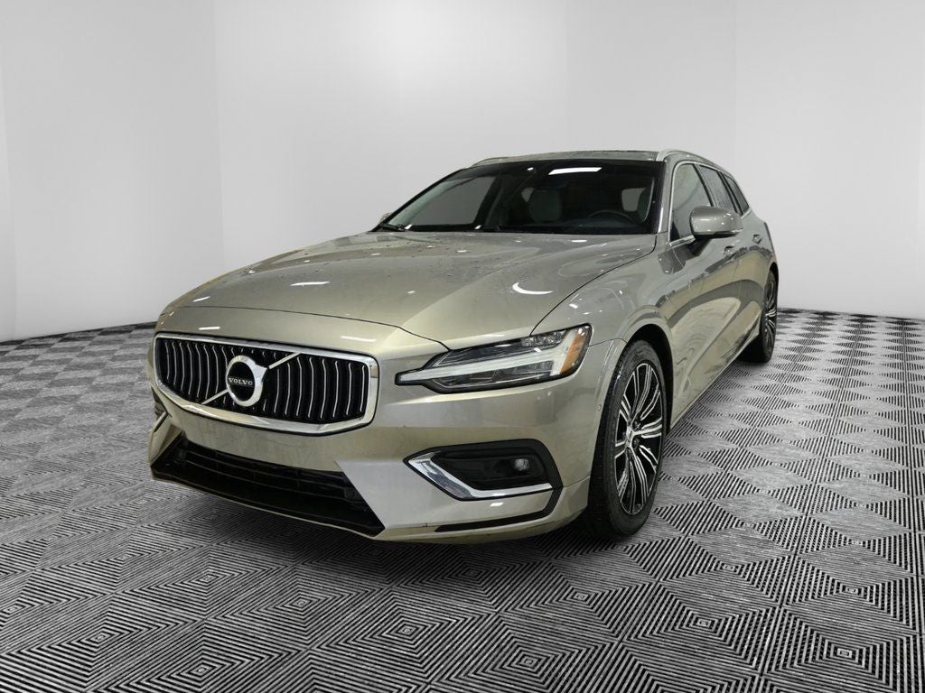 2019 Volvo V60 T6