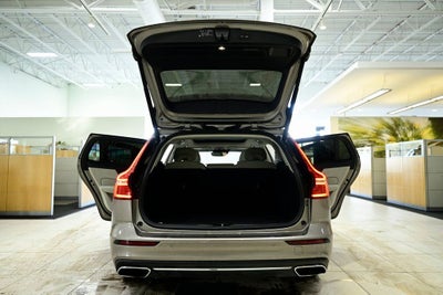 2019 Volvo V60 T6