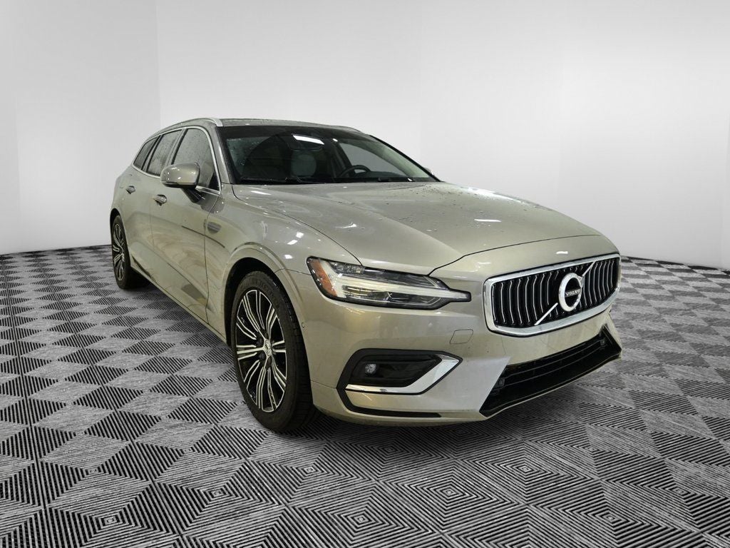 2019 Volvo V60 T6