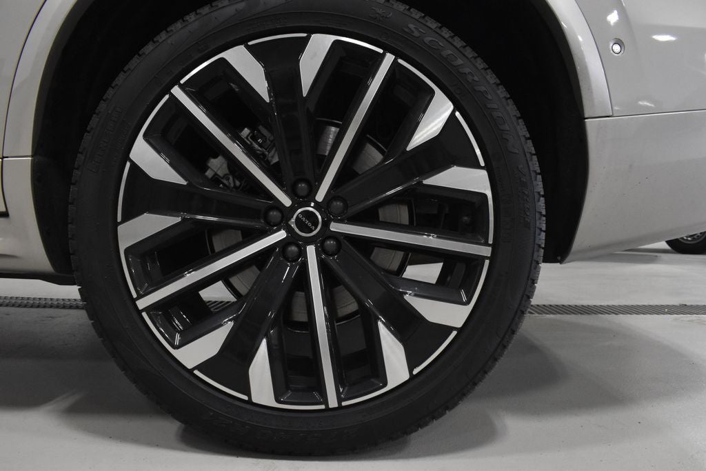 2026 Volvo XC90 B6 Ultra