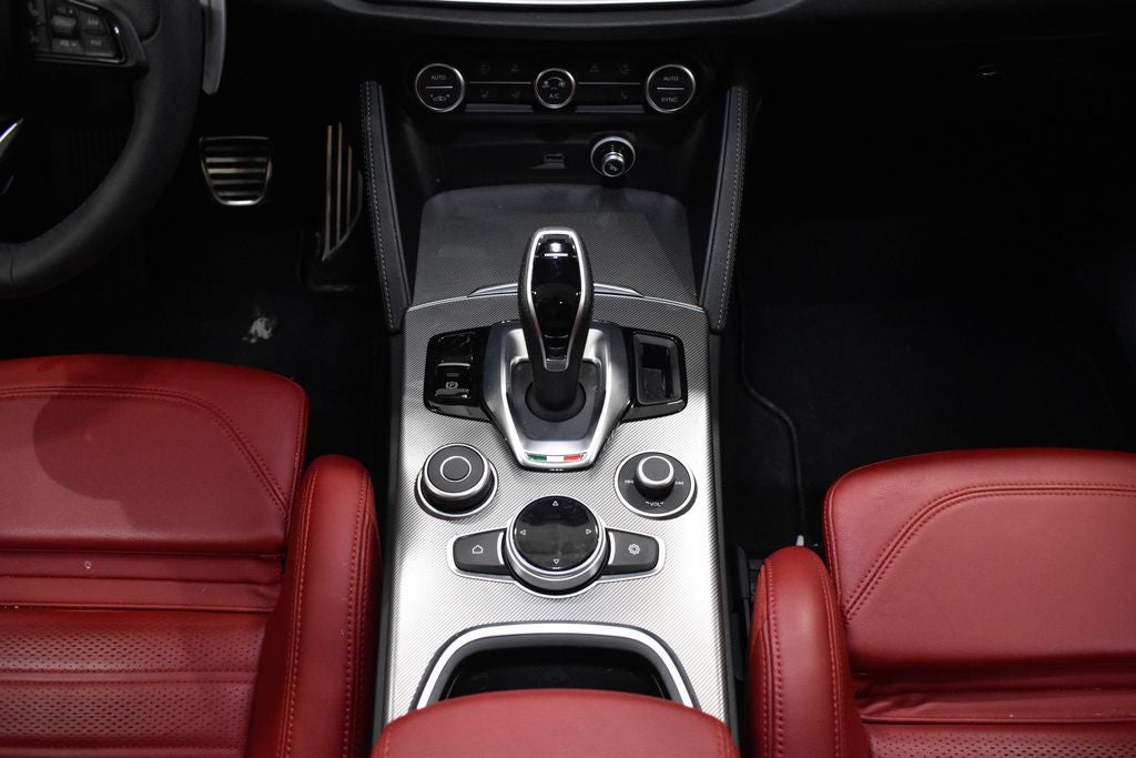 2023 Alfa Romeo Stelvio Veloce AWD