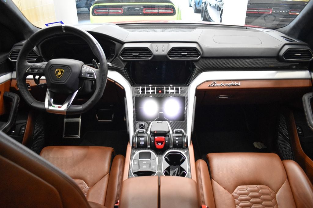2022 Lamborghini Urus Base