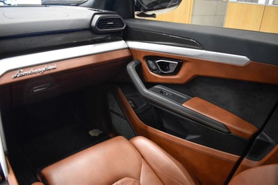 2022 Lamborghini Urus Base