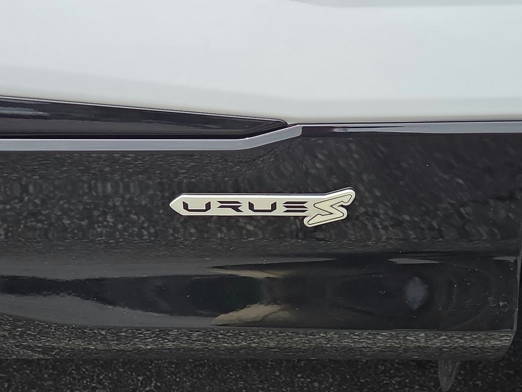 2024 Lamborghini Urus S