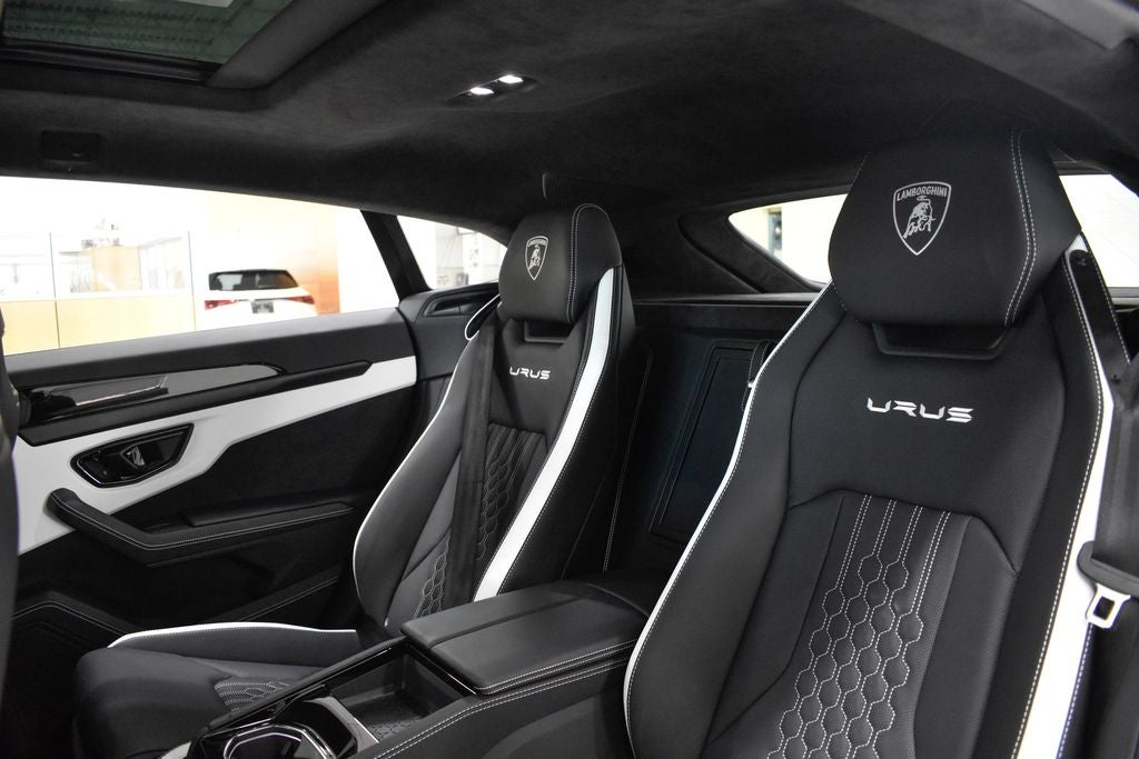 2024 Lamborghini Urus S