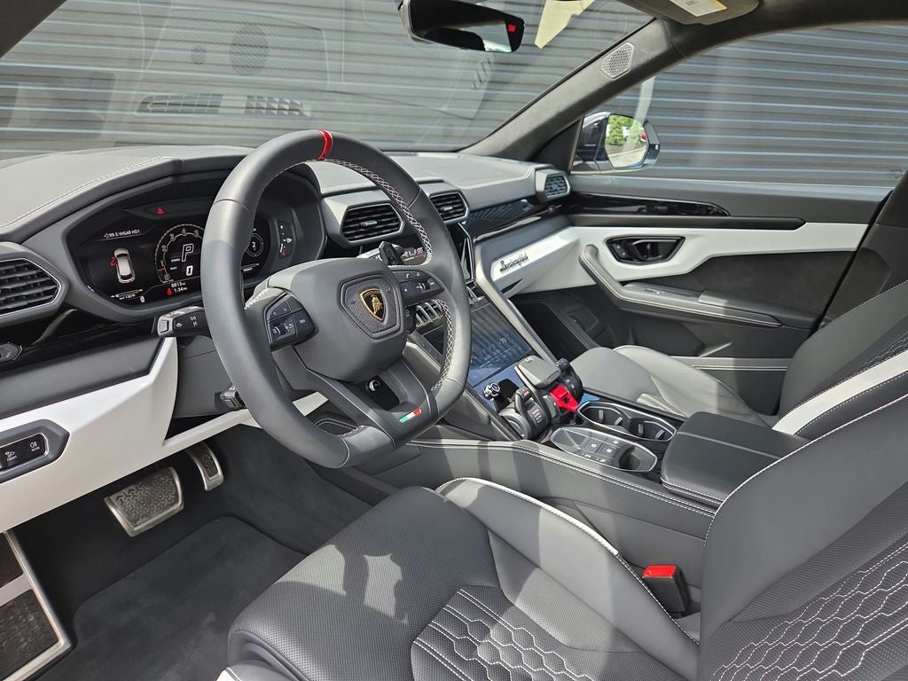 2024 Lamborghini Urus S