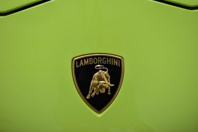 2023 Lamborghini Urus S