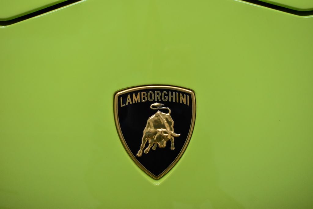 2023 Lamborghini Urus S