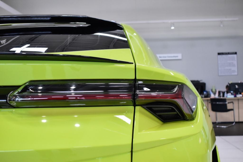 2023 Lamborghini Urus S