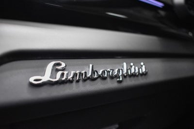 2023 Lamborghini Urus S