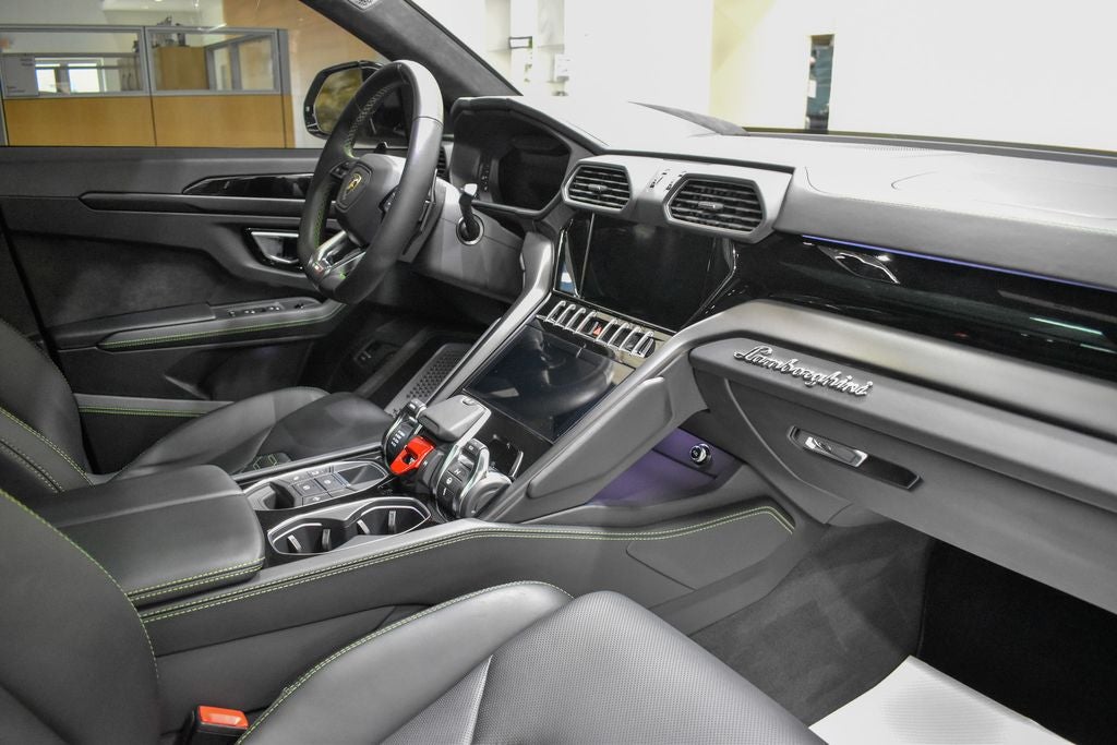2023 Lamborghini Urus S