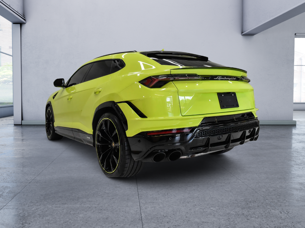 2023 Lamborghini Urus S