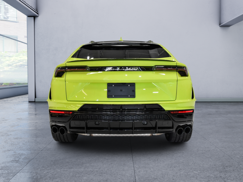 2023 Lamborghini Urus S