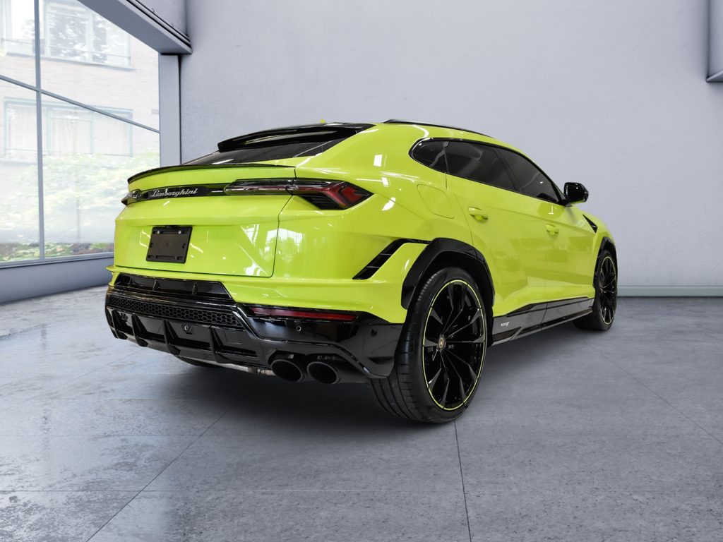 2023 Lamborghini Urus S