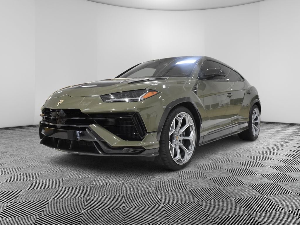2023 Lamborghini Urus Performante