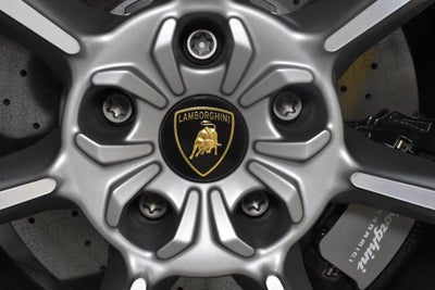 2023 Lamborghini Urus Performante