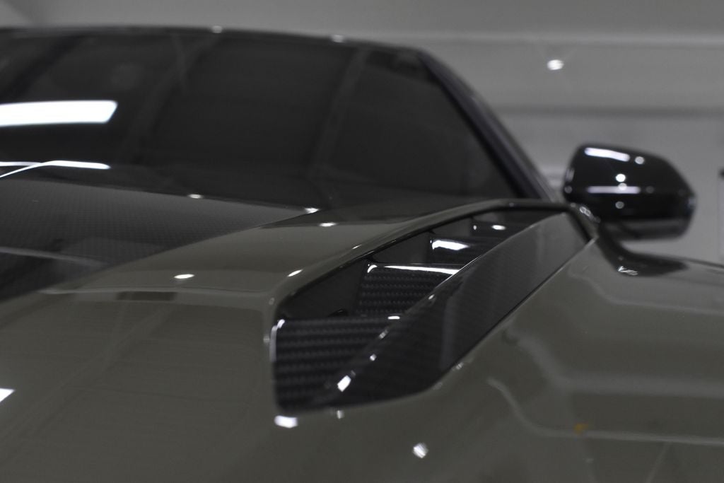 2023 Lamborghini Urus Performante