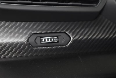 2023 Lamborghini Urus Performante