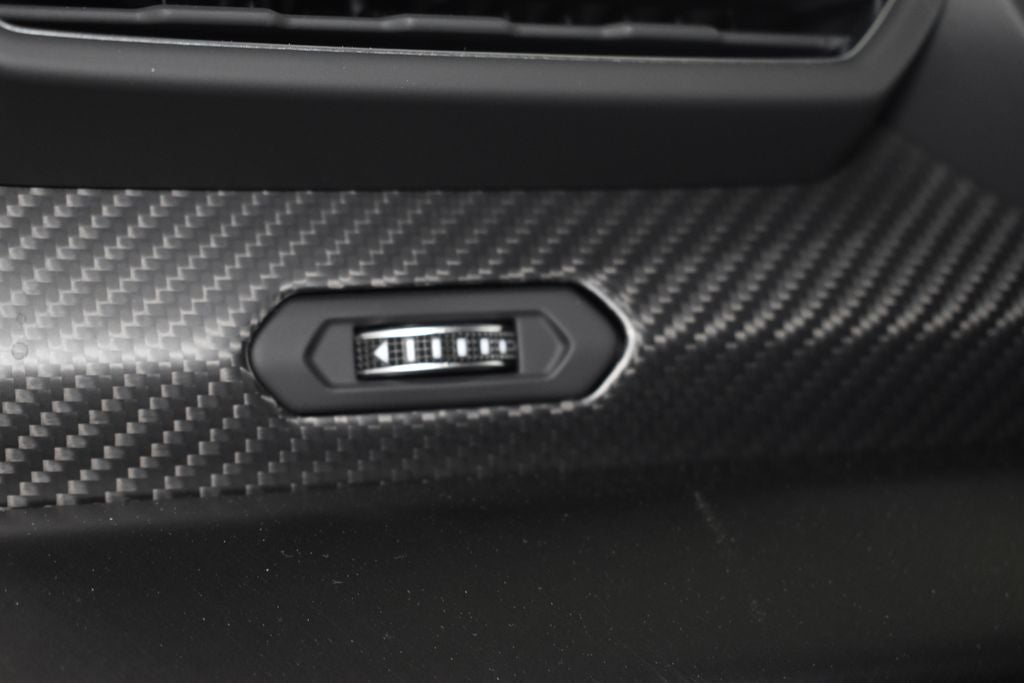 2023 Lamborghini Urus Performante