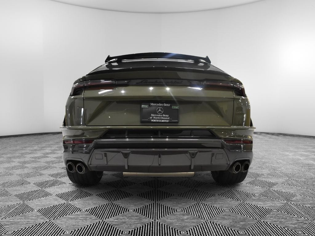 2023 Lamborghini Urus Performante