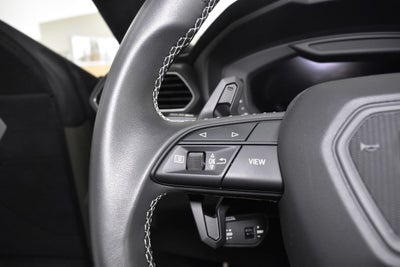 2023 Lamborghini Urus Performante