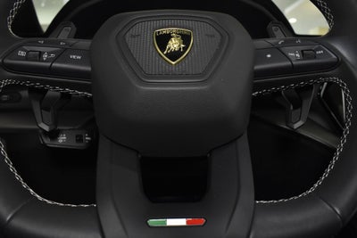 2023 Lamborghini Urus Performante