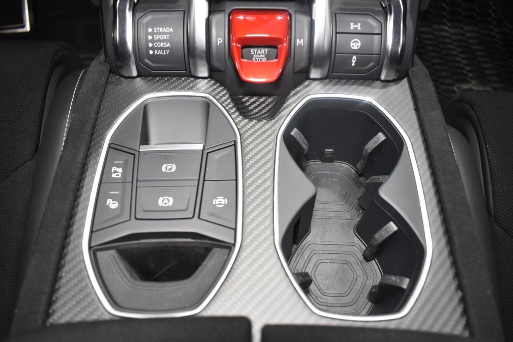 2023 Lamborghini Urus Performante